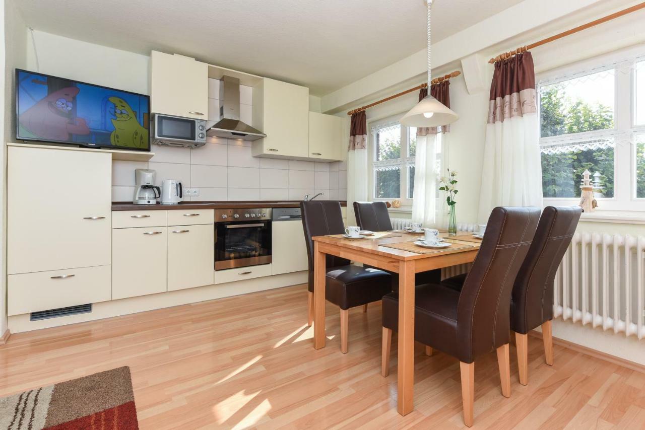 Grodenhof Apartment Carolinensiel Ngoại thất bức ảnh